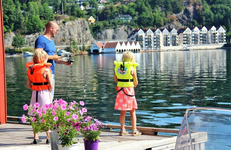 Angeln vom Bootssteg